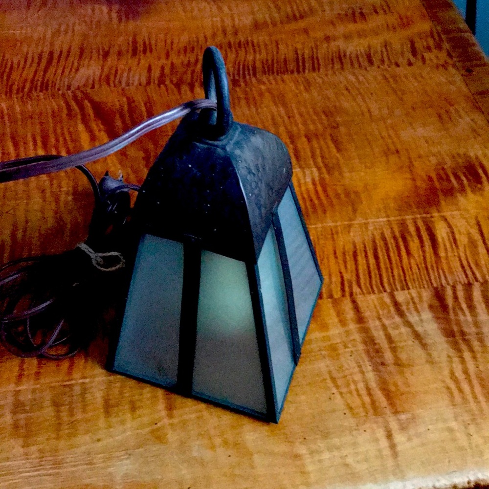 Arts and crafts hanging lantern